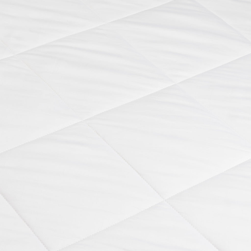 Close up of Bamboo Viscose comforter |Filling:Standard