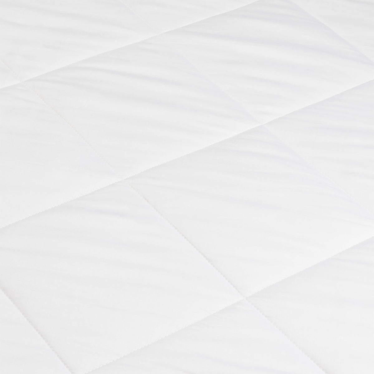 Close up of Bamboo Viscose comforter |Filling:Standard