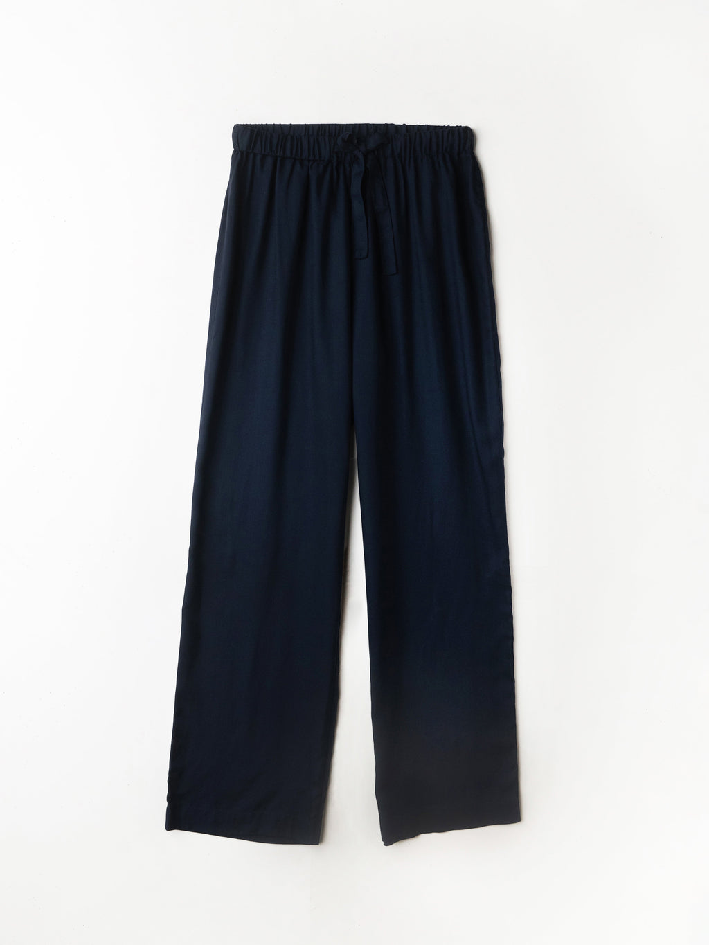 Soft woven pajama bottom in Eclipse with white background |Color:Eclipse